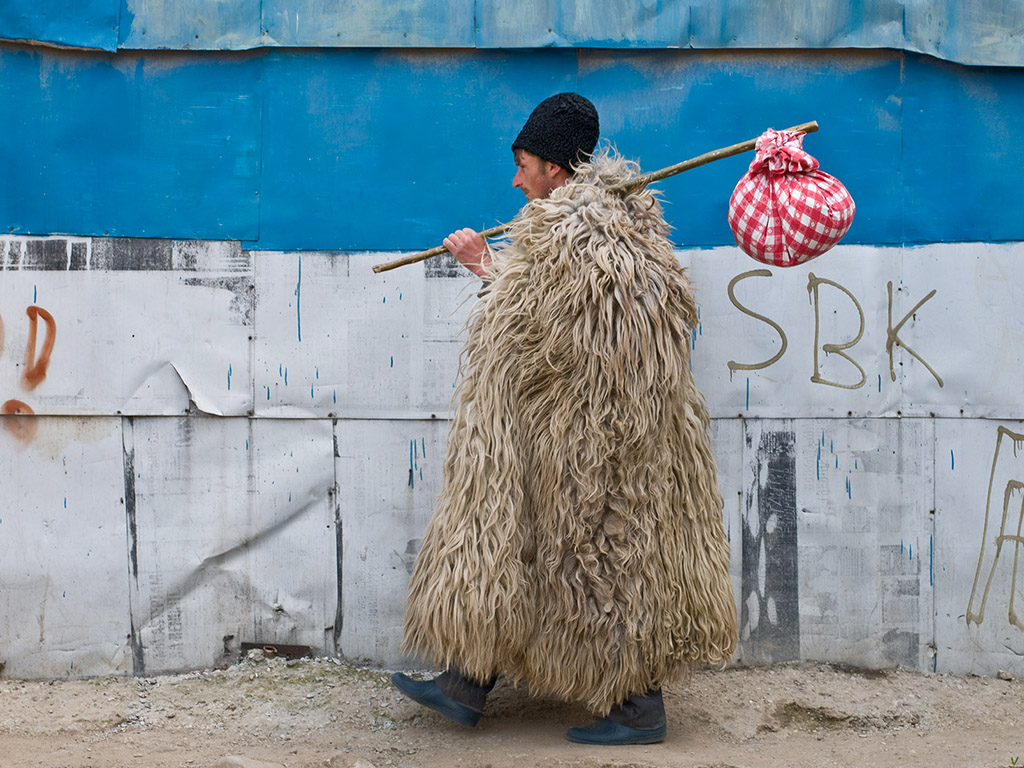 City of Bucur, Aurelia-Mihai